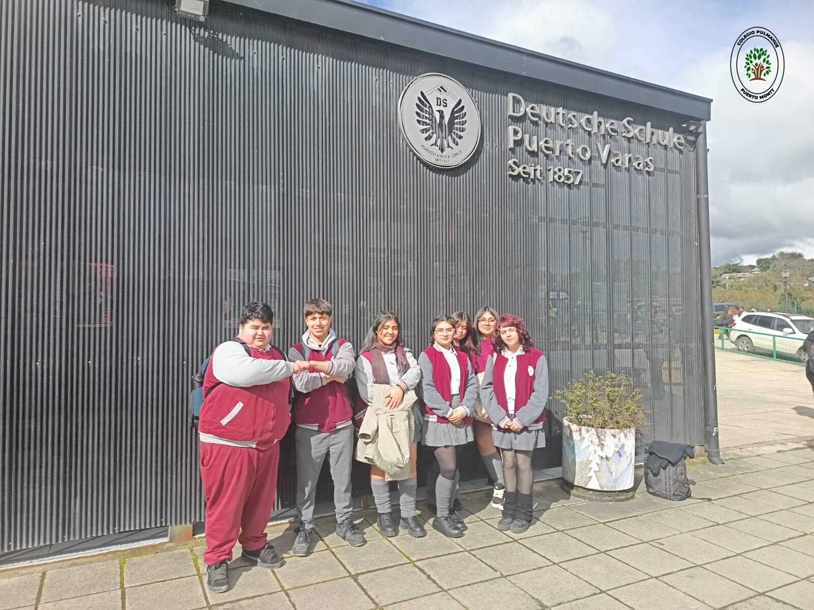 Imagen de la noticia: Destacada participación del Equipo de Debate del Colegio Pulmahue en Jornada de Entrenamiento Intercolegial