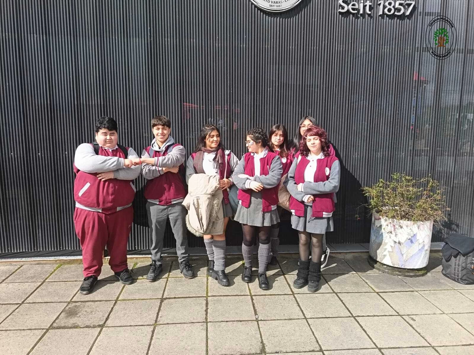 Imagen de la noticia: Destacada participación del Equipo de Debate del Colegio Pulmahue en Jornada de Entrenamiento Intercolegial