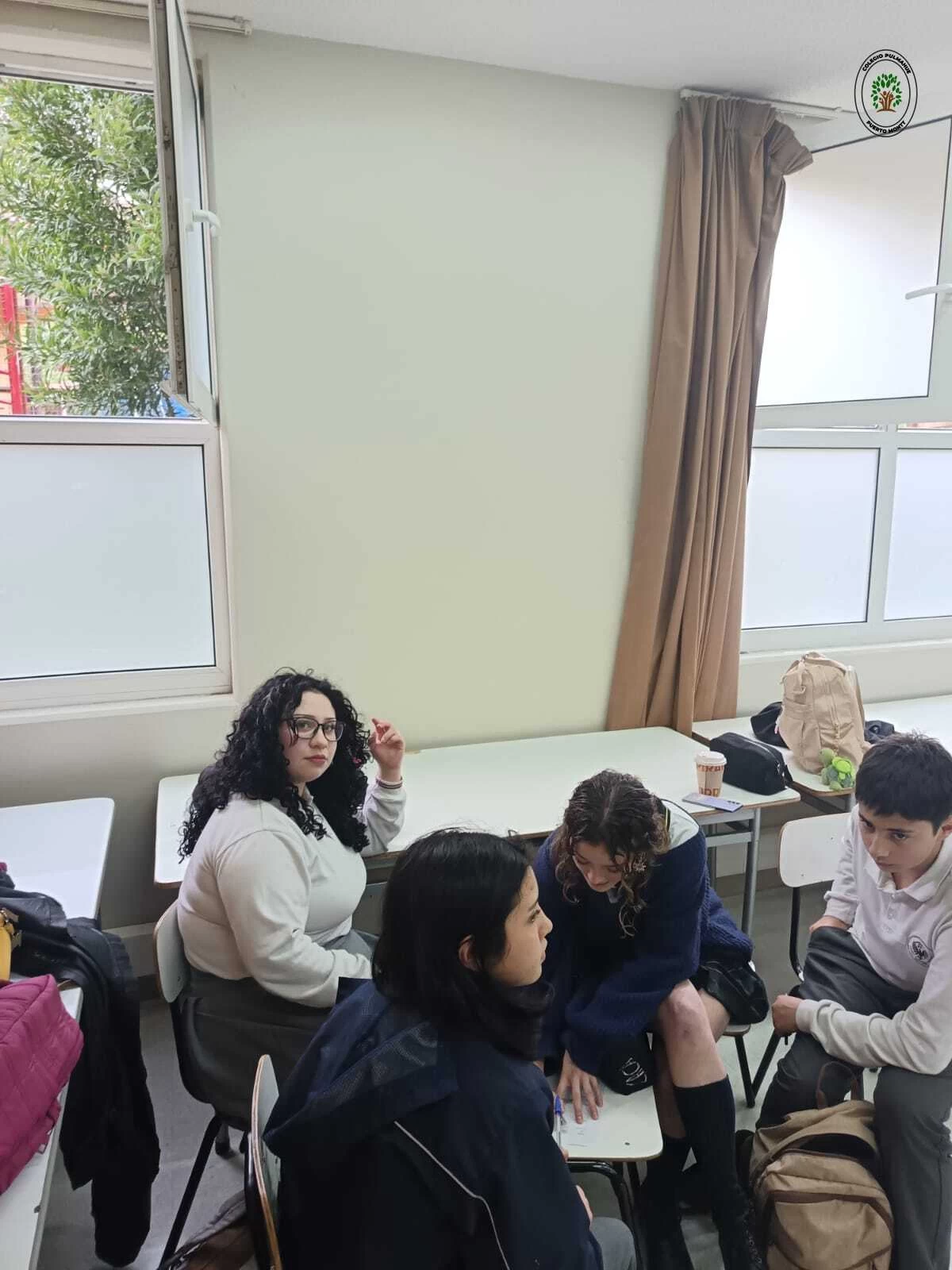 Imagen de la noticia: Destacada participación del Equipo de Debate del Colegio Pulmahue en Jornada de Entrenamiento Intercolegial