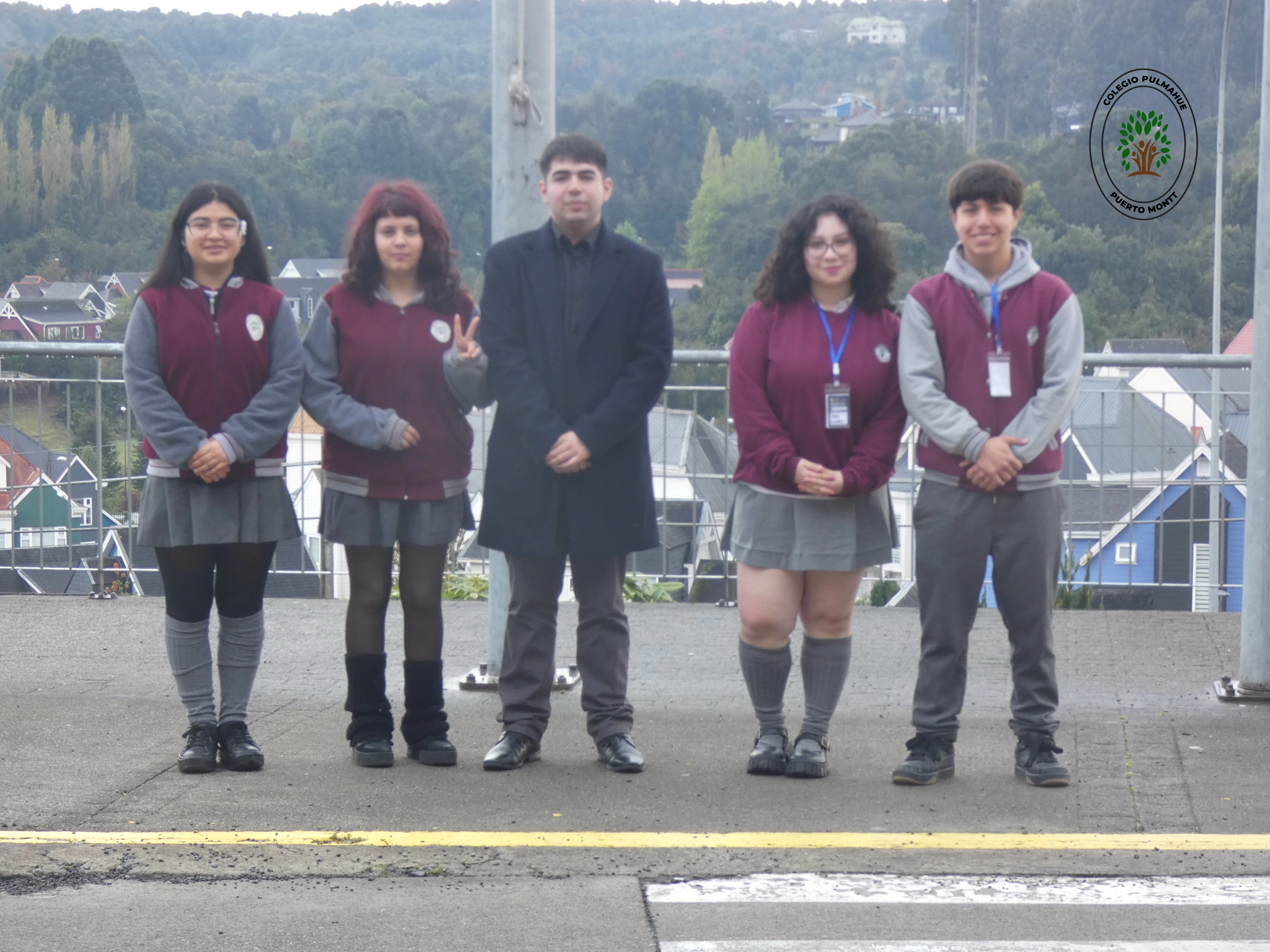 Imagen de la noticia: Destacada participación: Equipo de debate debuta con importantes triunfos en torneo regional