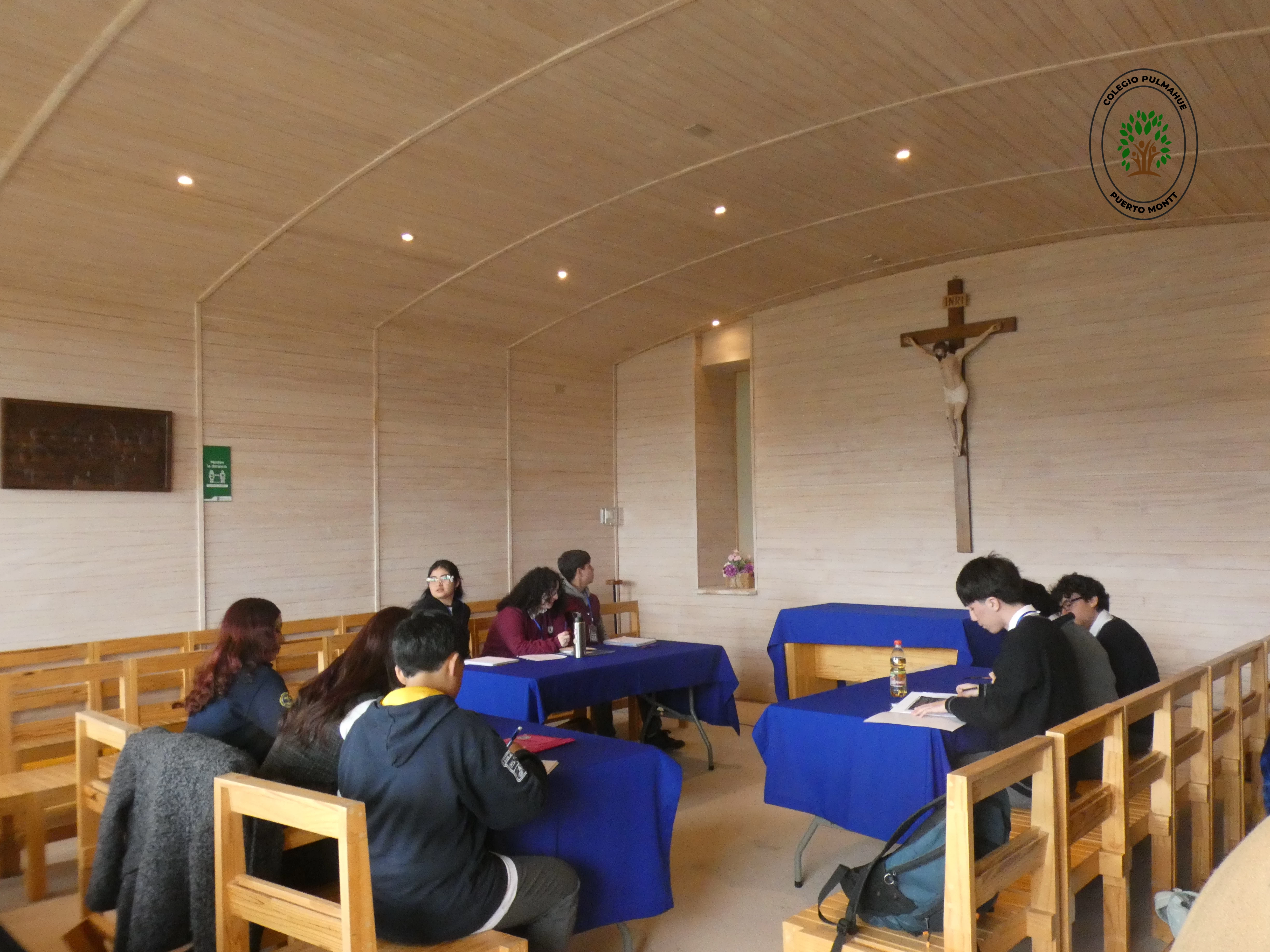 Imagen de la noticia: Destacada participación: Equipo de debate debuta con importantes triunfos en torneo regional