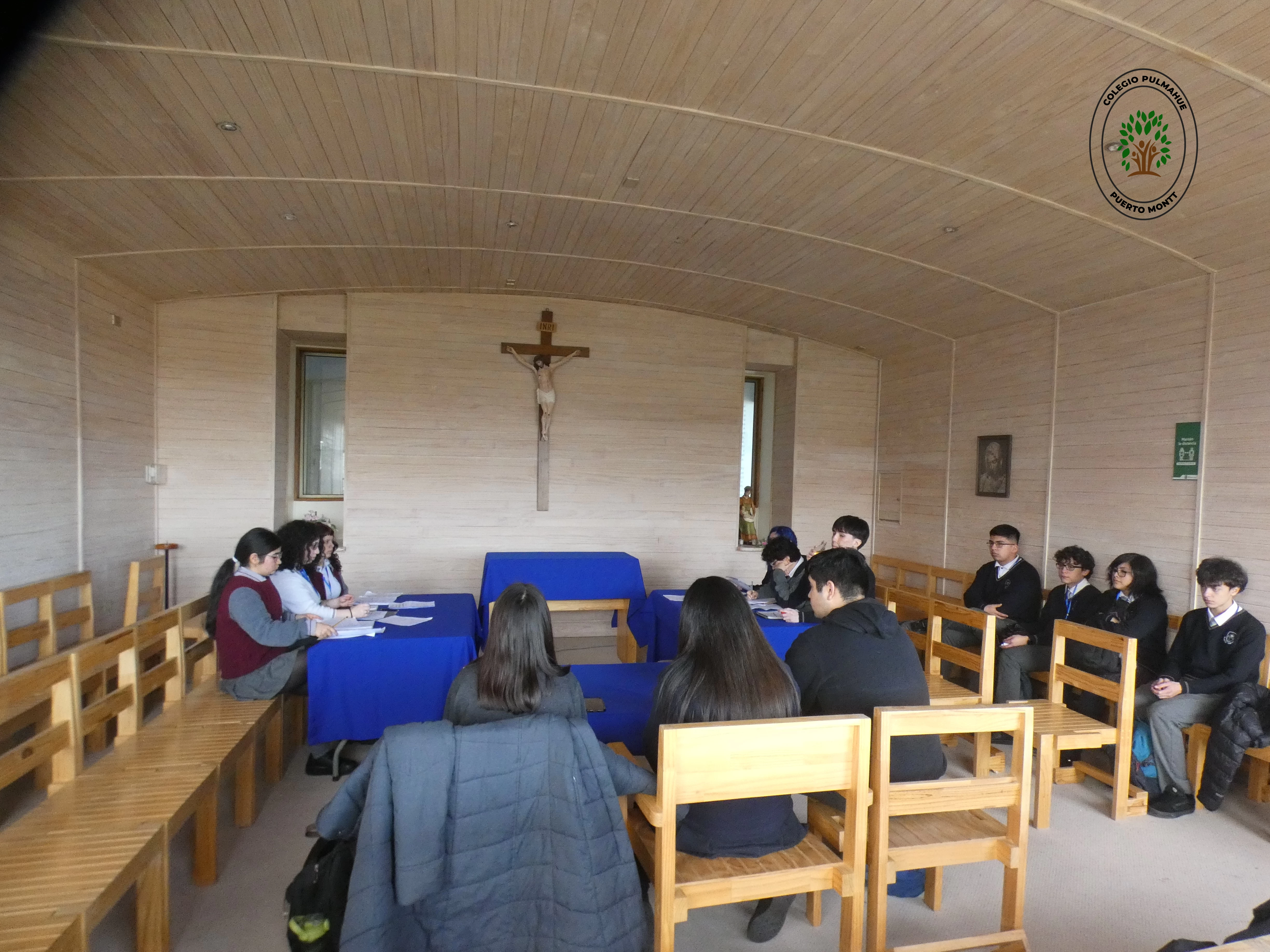 Imagen de la noticia: Destacada participación: Equipo de debate debuta con importantes triunfos en torneo regional