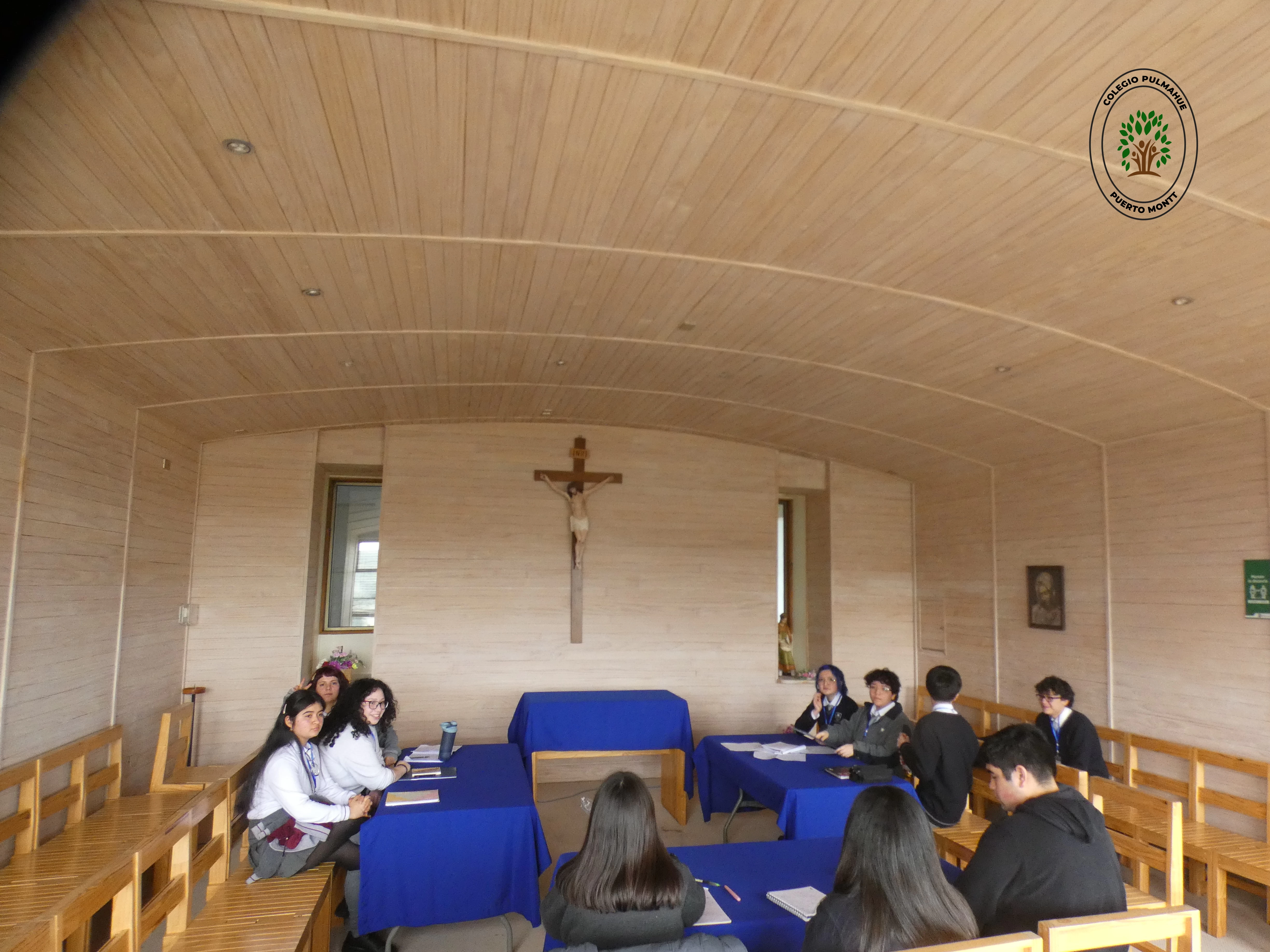 Imagen de la noticia: Destacada participación: Equipo de debate debuta con importantes triunfos en torneo regional