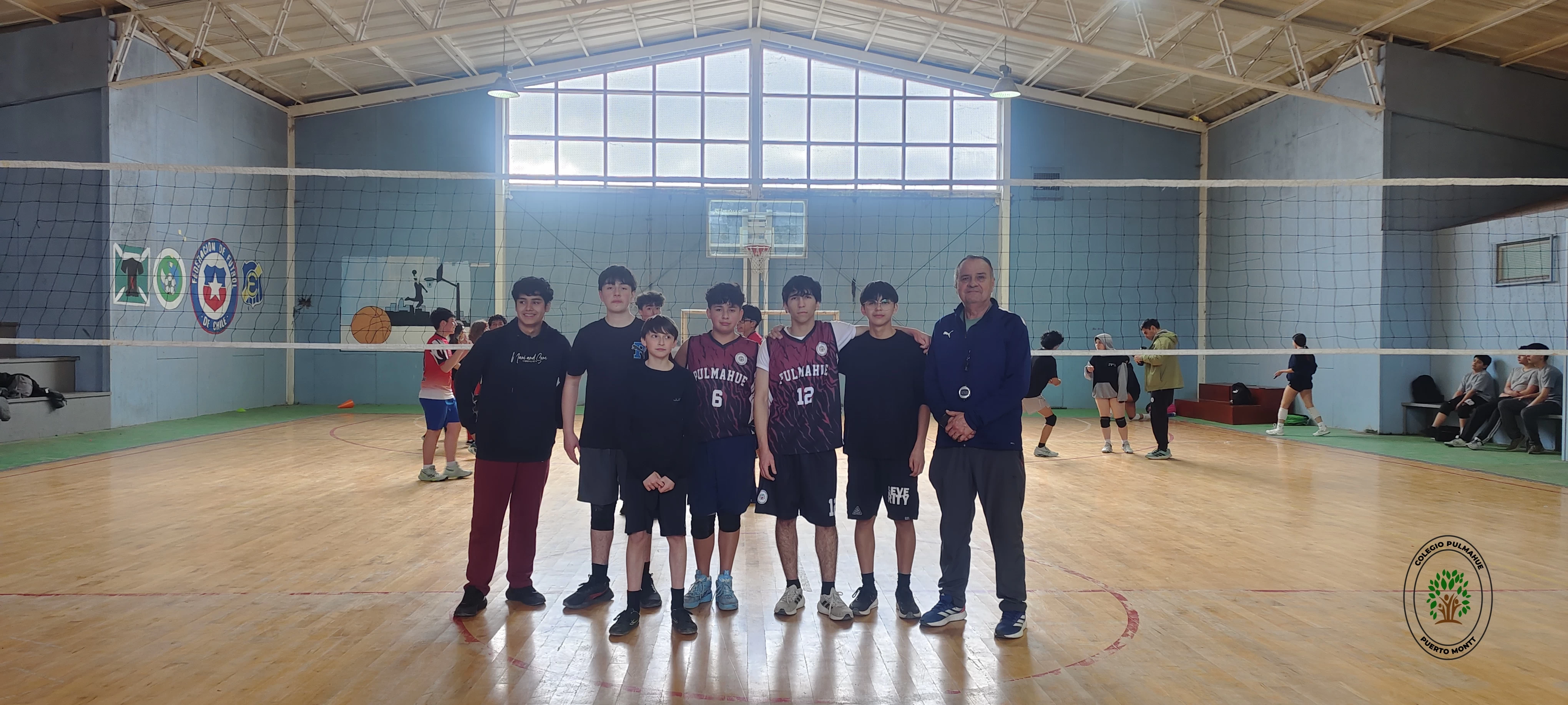 Imagen de la noticia: ¡Poder y destreza en la cancha! La selección masculina de enseñanza media lo dio todo ante el Colegio Chileno Americano